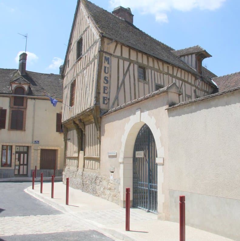 Musée du patrimoine culturel de Saint-Julien-du-Sault